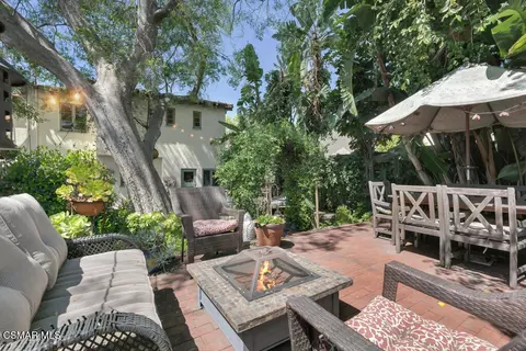 Exterior - 1234 N Everett St, Glendale, CA 91207 photo 6 of 13