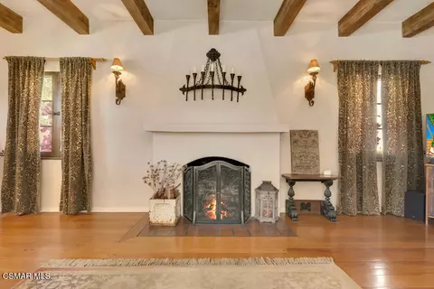 Other - 1234 N Everett St, Glendale, CA 91207 photo 2 of 15