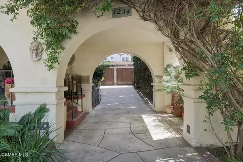 Exterior - 1234 N Everett St, Glendale, CA 91207 photo 4 of 13