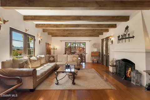 Living - 1234 N Everett St, Glendale, CA 91207 photo 4 of 6