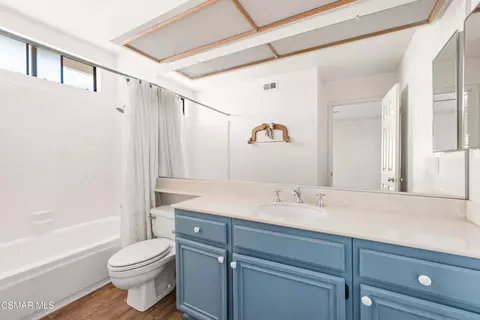 Bath - 752 Wind Willow Way, Simi Valley, CA 93065 photo 4 of 4