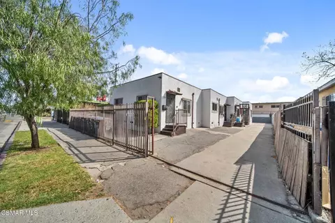 9206 Hoover St, Los Angeles, CA 90044