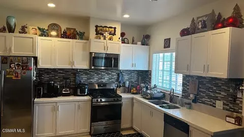 1755 Heywood St #203, Simi Valley, CA 93065