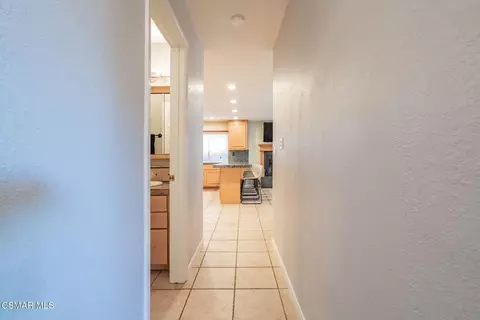 Entry Way - 1816 Hillary Ct, Simi Valley, CA 93065 photo 6 of 6