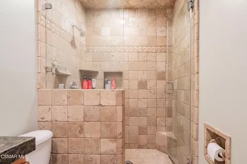 Bath - 1816 Hillary Ct, Simi Valley, CA 93065 photo 2 of 4