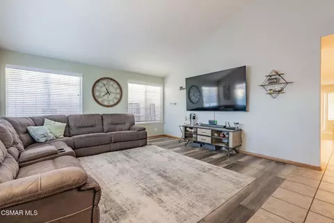 Living - 1816 Hillary Ct, Simi Valley, CA 93065 photo 1 of 3