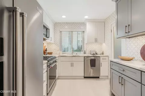 31556 Agoura Rd #2, Westlake Village, CA 91361