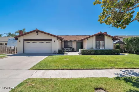 3108 Meadowstone Dr, Simi Valley, CA 93063