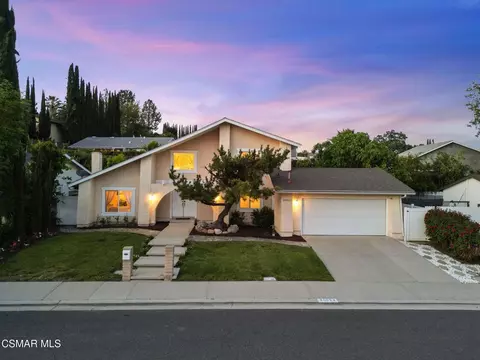 30623 Lakefront Dr, Agoura Hills, CA 91301