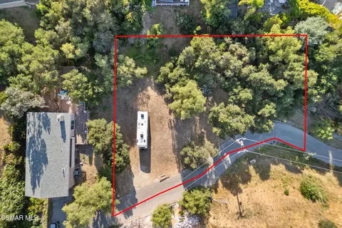 375 Acacia Ln, Newbury Park, CA 91320