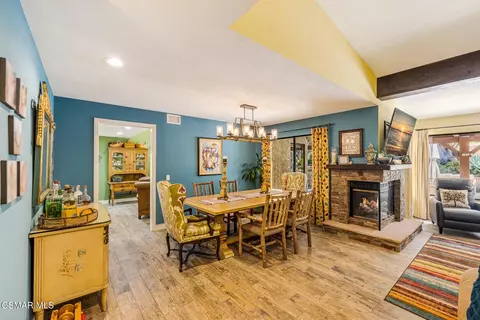 Dining - 13954 Keisha Dr, Moorpark, CA 93021 photo 1 of 8
