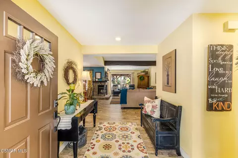 Entry Way - 13954 Keisha Dr, Moorpark, CA 93021 photo 2 of 2