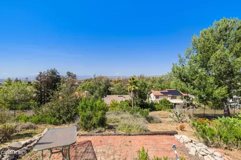 Exterior - 13954 Keisha Dr, Moorpark, CA 93021 photo 15 of 17