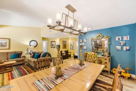 Dining - 13954 Keisha Dr, Moorpark, CA 93021 photo 3 of 8