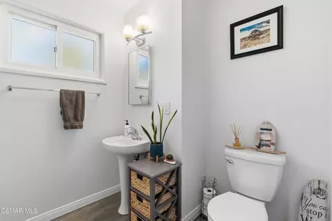 Bath - 1346 Sevilla St, Camarillo, CA 93010 photo 2 of 3