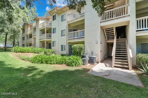 653 Oak Run Trl #109, Oak Park, CA 91377