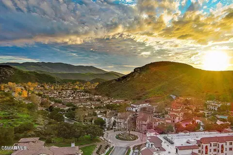 263 San Miguel Island Dr, Camarillo, CA 93012