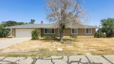 Exterior - 15707 Lanfair Ave, Lancaster, CA 93535 photo 5 of 5
