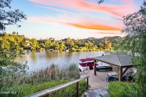 2315 Terrace Ln, Agoura Hills, CA 91301