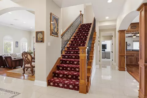 Entry Way - 3490 Trego Ct, Simi Valley, CA 93065 photo 5 of 8