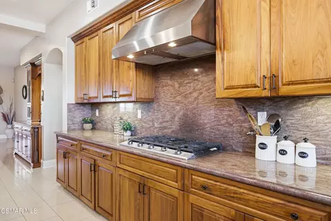 Kitchen - 3490 Trego Ct, Simi Valley, CA 93065 photo 7 of 12