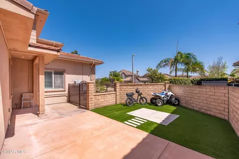 Exterior - 3490 Trego Ct, Simi Valley, CA 93065 photo 8 of 18