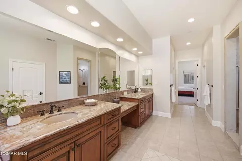 Entry Way - 3490 Trego Ct, Simi Valley, CA 93065 photo 3 of 8