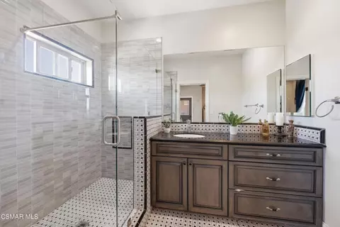 Bath - 3490 Trego Ct, Simi Valley, CA 93065 photo 5 of 8