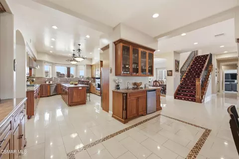 Entry Way - 3490 Trego Ct, Simi Valley, CA 93065 photo 2 of 8