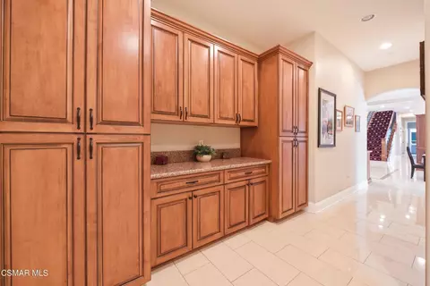 Entry Way - 3490 Trego Ct, Simi Valley, CA 93065 photo 4 of 8
