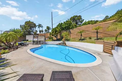 Exterior - 1003 Mesa Dr, Camarillo, CA 93010 photo 11 of 13