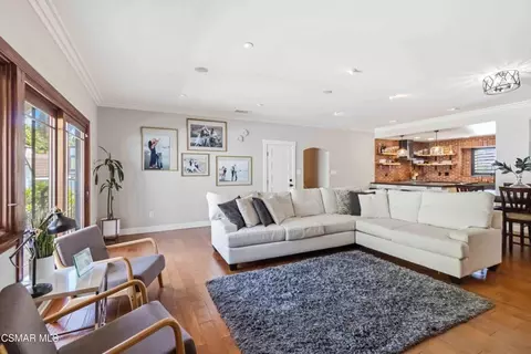 Living - 1003 Mesa Dr, Camarillo, CA 93010 photo 2 of 2