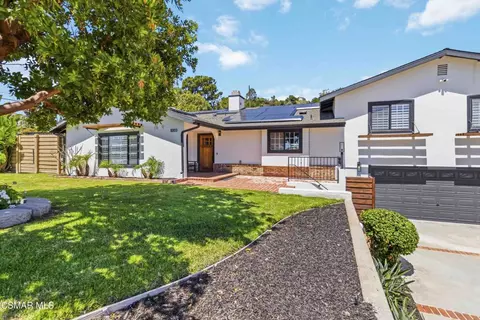 Exterior - 1003 Mesa Dr, Camarillo, CA 93010 photo 3 of 13