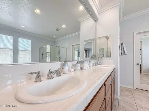 Bath - 3766 East, Camarillo, CA 93012 photo 6 of 10