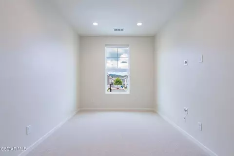 Bedroom - 201 Red Brick Dr #1, Simi Valley, CA 93065 photo 5 of 11