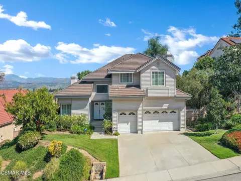 11823 Maple Crest St, Moorpark, CA 93021