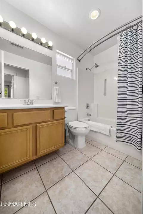 Bath - 3216 Desert Sage Ct, Simi Valley, CA 93065 photo 4 of 4