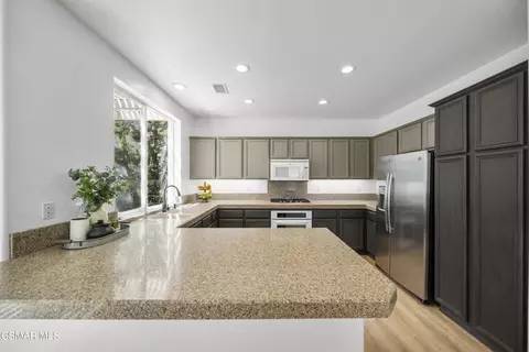Kitchen - 3216 Desert Sage Ct, Simi Valley, CA 93065 photo 4 of 4