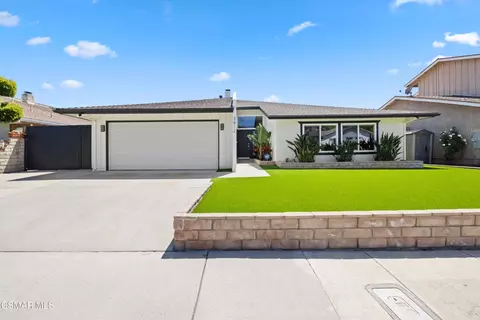 3412 Holloway St, Newbury Park, CA 91320