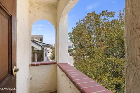 Exterior - 3505 Ocean Dr, Oxnard, CA 93035 photo 3 of 7