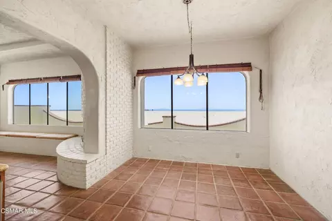 Dining - 3505 Ocean Dr, Oxnard, CA 93035 photo 1 of 1