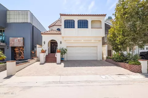 Exterior - 3505 Ocean Dr, Oxnard, CA 93035 photo 2 of 7