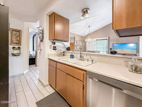 2312 Archwood Ln #76, Simi Valley, CA 93063