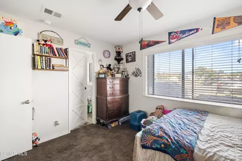 Bedroom - 1559 Buckskin Ave, Simi Valley, CA 93065 photo 2 of 3