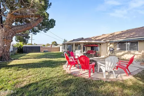 Exterior - 1559 Buckskin Ave, Simi Valley, CA 93065 photo 3 of 4