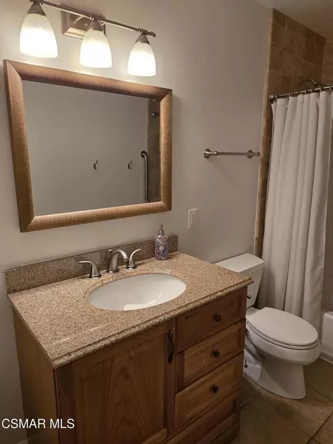 Bath - 4590 Fort Worth Dr, Simi Valley, CA 93063 photo 3 of 4