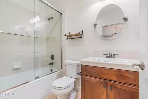 Bath - 318 Loire Valley Dr, Simi Valley, CA 93065 photo 7 of 7
