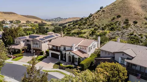 View/Area - 318 Loire Valley Dr, Simi Valley, CA 93065 photo 2 of 3