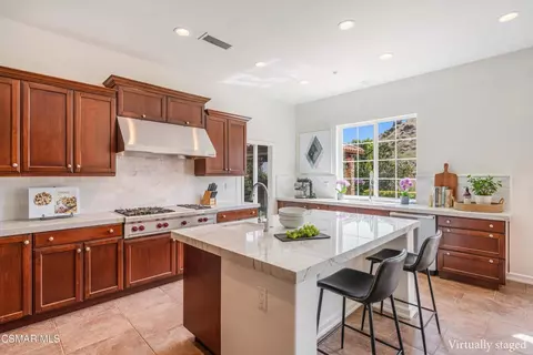 Kitchen - 318 Loire Valley Dr, Simi Valley, CA 93065 photo 1 of 6