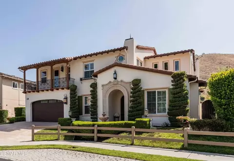 318 Loire Valley Dr, Simi Valley, CA 93065